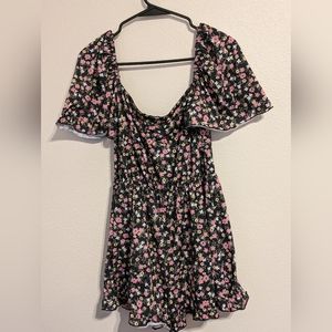 PrettyLittle Thing Ditzy Floral Romper